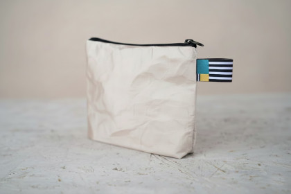 MamTam tyvek travel bag