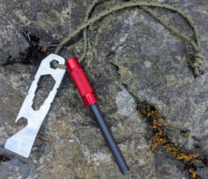 Křesadlo UCO Survival Fire Striker