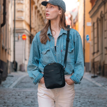 Pacsafe V Companion Crossbody