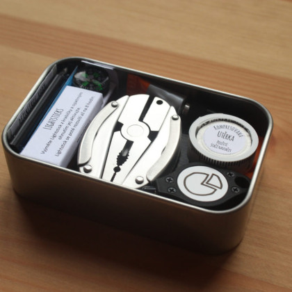 Kousky světa Mini Survival Kit