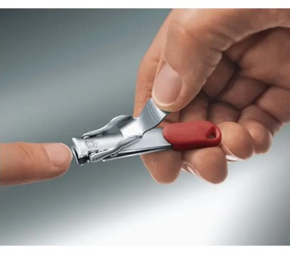 Kleštičky na nehty Victorinox Nail Clipper červené