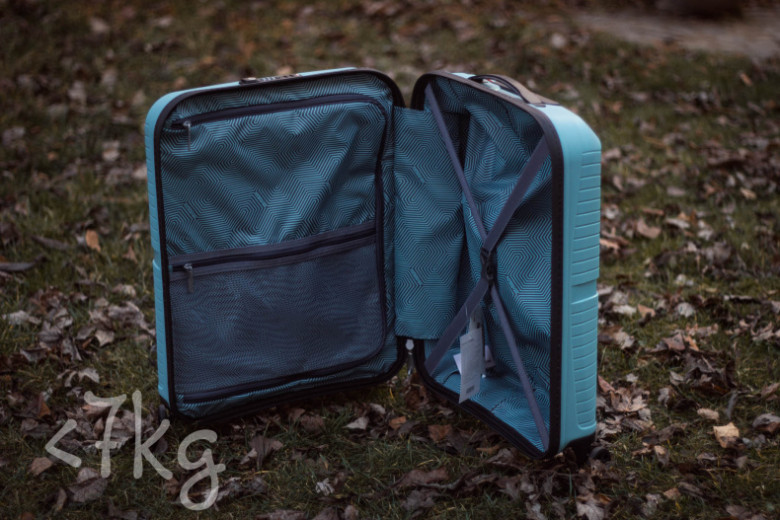 Kufr kabinový American Tourister Airconic Spinner 55