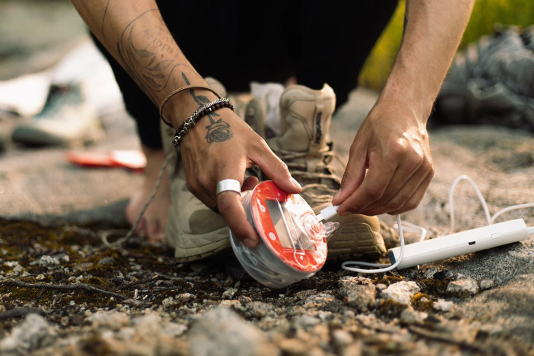 Luci EMRG Solar Lantern