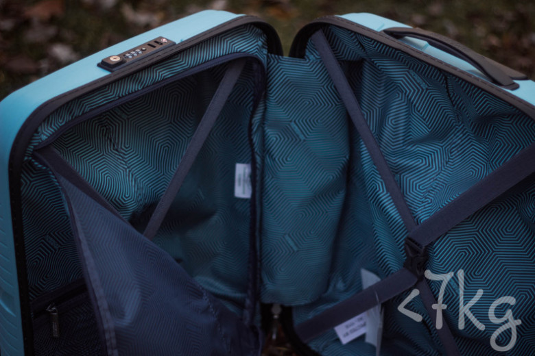 Kufr kabinový American Tourister Airconic Spinner 55