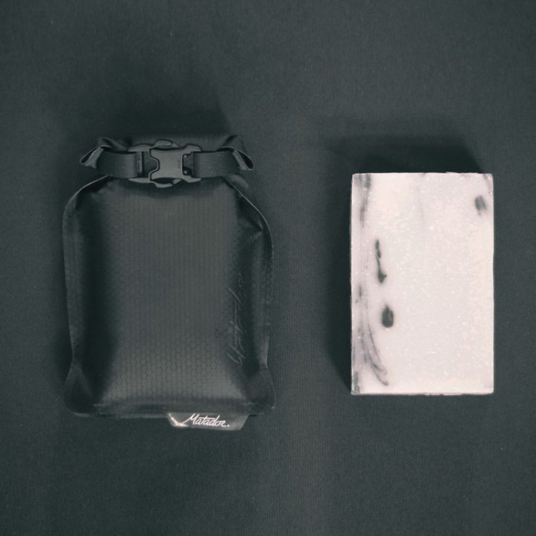 Pouzdro na tuhé mýdlo Matador FlatPak Soap Bar Case